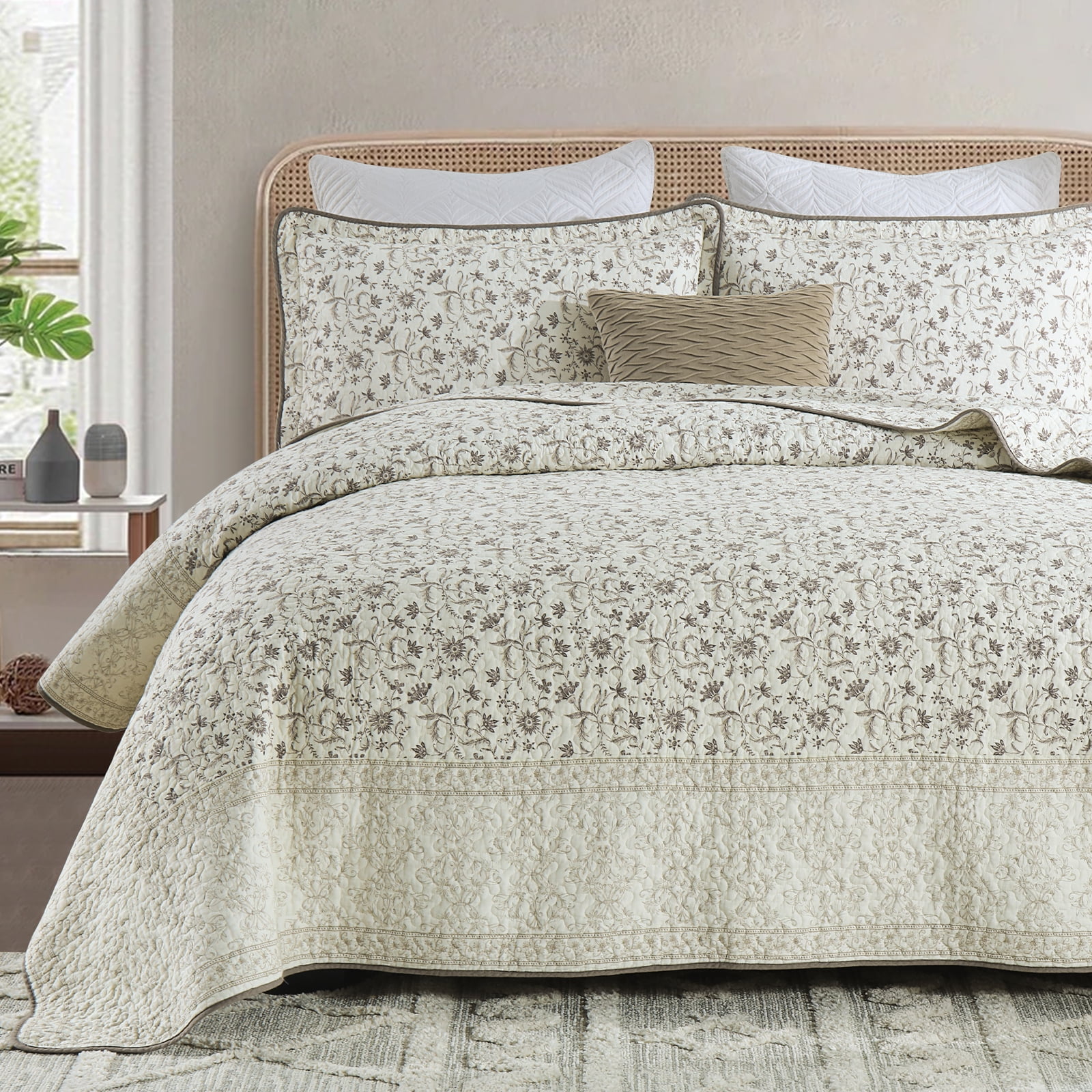 DDUOXIN Floral Beige Queen Size Quilts - 100% Cotton Queen Size Bedspread Quilt Set, Flower Quilted Bedspreads for Queen Bed, Lightweight Reversible Bedding Set for All-season, Purple/Beige Brown - Image 5
