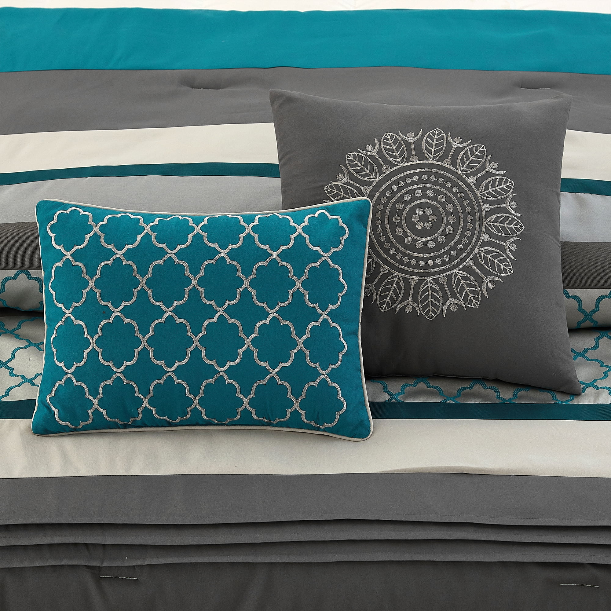 LANCO MODERN LIFESTYLE Queen Comforter Set, Grey Bedding Set, Jacquard Woven with Geometry, 16 Pieces Room in a Bag, Sheets, Bedskirt, Pillow Shams and Cases, Decor Pillows and Curtains - Image 5