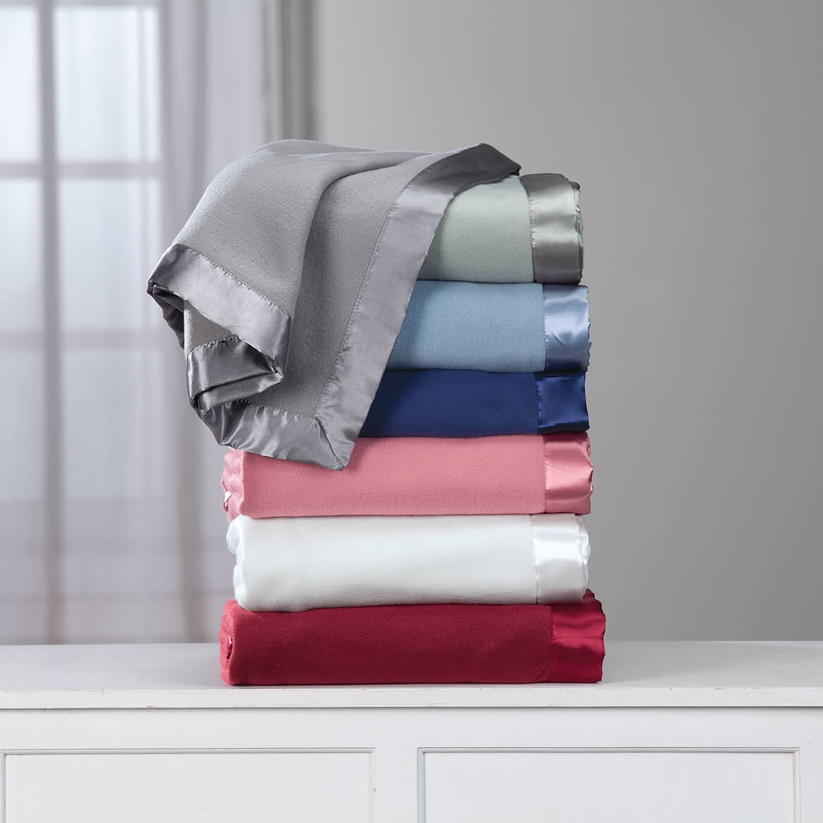 OakRidge Fleece Blanket with Luxurious Satin Binding Edges, Lightweight & Machine Washable | Navy Blue, Full Queen - Image 2