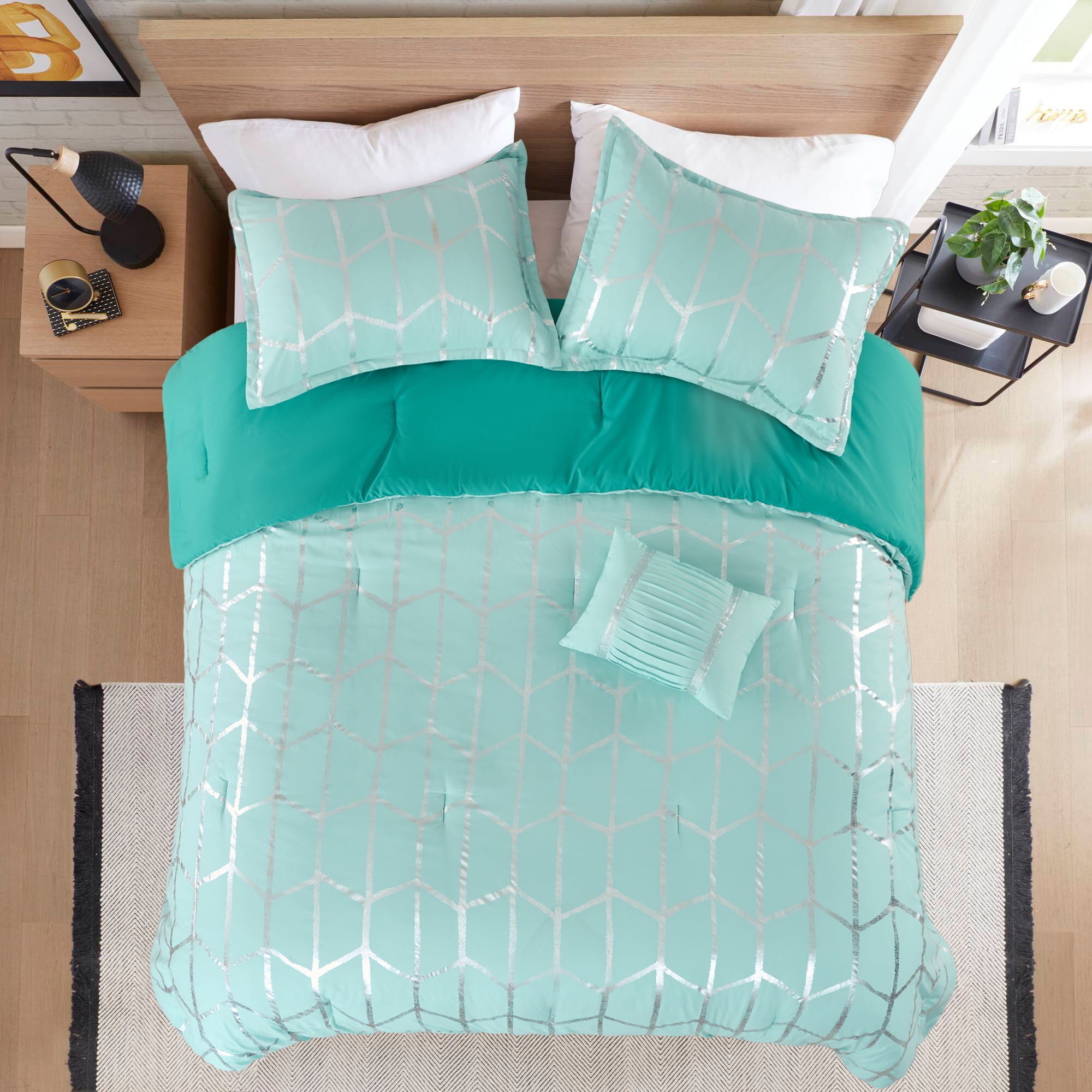 Regency Heights Full/Queen Size Comforter Set, 4-Piece Bedding Set for All Seasons, Geometric Metallic Comforter Bed Set with Decor Pillows,Aqua/Silver - Image 2