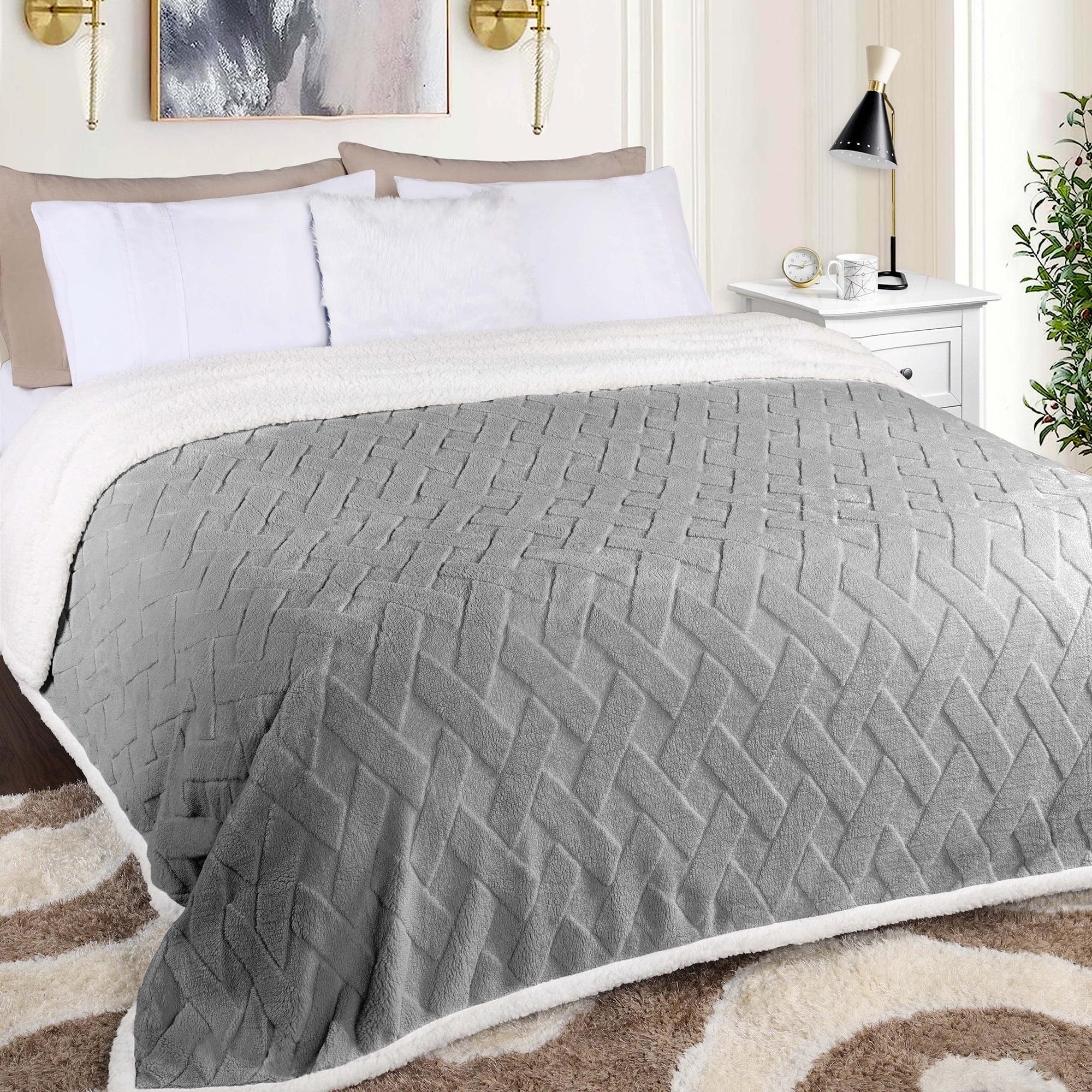 BNM Fleece Sherpa Reversible Lattice Blanket, Full/ Queen, Platinum