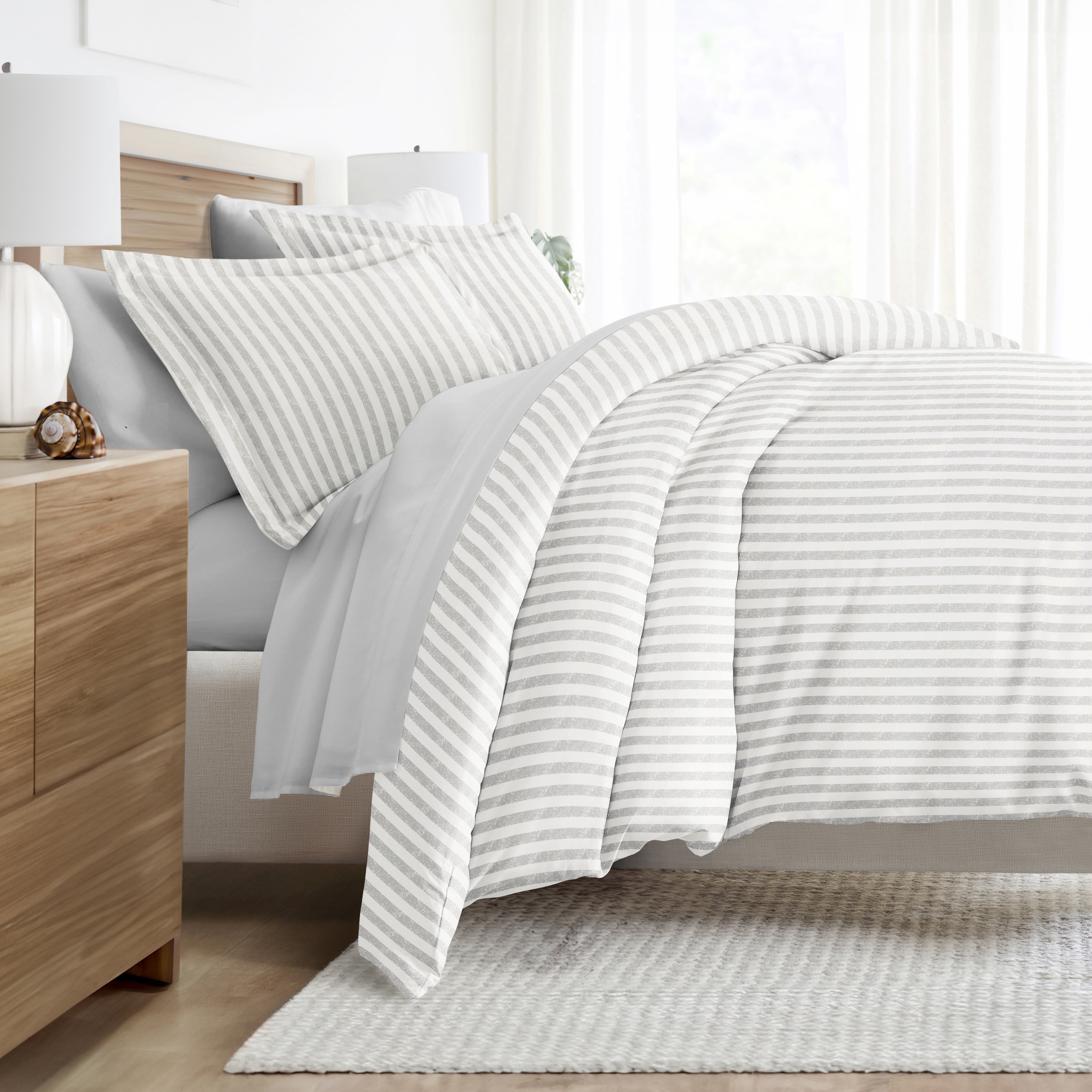 Noble Linens 8 Piece Patterned Duvet Bedding Bundle, Puffed Rugged Stripes Light Gray, King